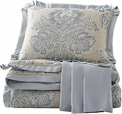 Cal King Comforter, Black Comforter, Grey Comforter Sets, King Bed Sheets, Bed Comforter Sets, White And Beige, Soft Comforter, Table Top Design, King Comforter Sets