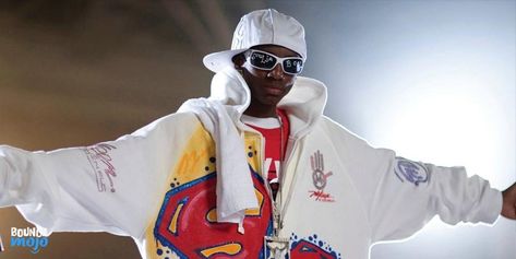 #Crank #That #Lyrics #Soulja #Boy | ✅Soulja Boy (DeAndre Cortez Way) was only 17 years old when his debut single Solja Boi, Serena And Venus Williams, Whip Nae Nae, Black Arts Movement, Boy Facts, Movies For Boys, Black Arts, Boy Music, Soulja Boy