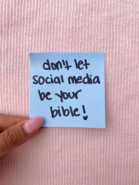 Sticky Notes Quotes Motivation Study, Sticky Notes Quotes Motivation, Sticky Note Wall, Truth Mirror, Sticky Notes Quotes, Godly Reminders, Notes Quotes, Journal Notes, Bible Doodling