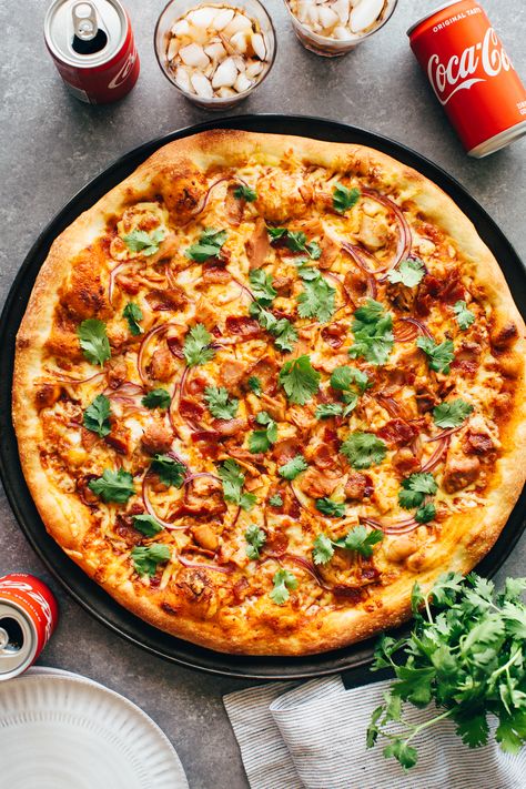 Barbeque Chicken Pizza, Braised Chicken Recipes, Chicken Barbecue, Glazed Ribs, Barbeque Chicken, Bbq Chicken Pizza, Braised Chicken, Chicken Pizza, Pizza Toppings