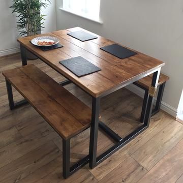 Metal accent table