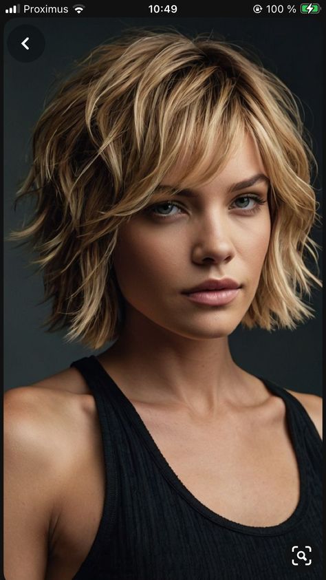 Choppy Bob Hairstyles For Fine Hair, Face Structure, Layered Cut, Brown Hair With Blonde Highlights, Messy Short Hair, Short Layered, Short Layered Haircuts, Thicker Hair, Wolf Cut