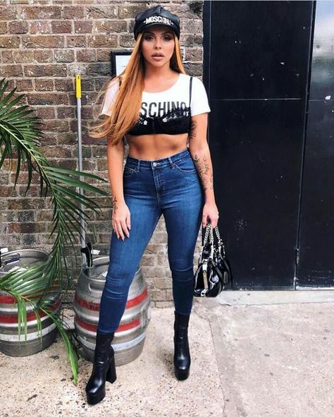 Jesy Nelson Outfits, Jessy Nelson, Little Mix Outfits, Taylor Swift Facts, Jesy Nelson, Taylor Swift Red, Taylor Swift Hair, The Theatre, Confident Woman