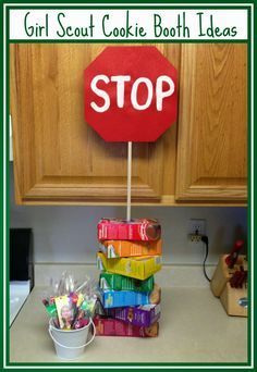 Girl Scout Cookie Booth Ideas, Cookie Booth Ideas, Girl Scout Cookie Booth, Booth Decoration, Girl Scout Daisy Activities, Girl Scout Meeting Ideas, Girl Scout Mom, Cookie Booth, Girl Scout Cookies Booth