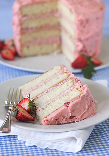 The Galley Gourmet: Fresh Strawberry Mousse Cake Strawberry Mousse Cake, Baked Sweets, Cake Filling, Seasonal Desserts, Strawberry Mousse, Birthday Inspiration, Strawberry Cakes, Dream Cake, Eat Dessert First