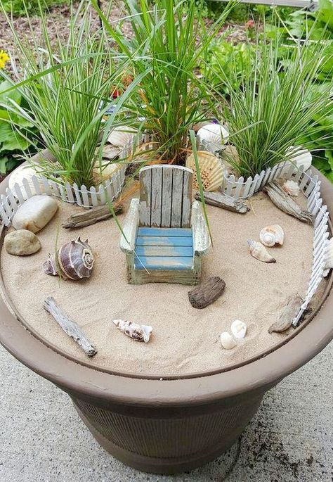 Beach Fairy Garden, Fairy Garden Ideas, Fairy Garden Designs, Fairy Garden Crafts, Faeries Gardens, Mini Fairy Garden, Fairy Garden Decor, Fairy Garden Houses, Garden Terrarium