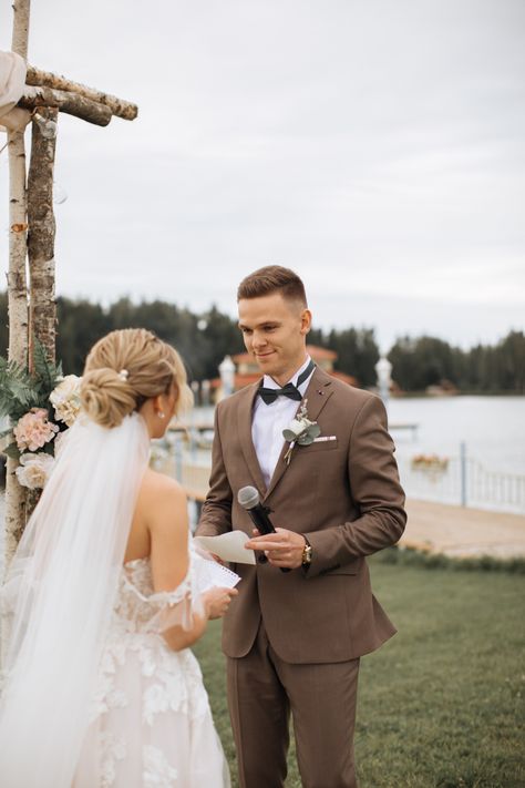 Wedding Suit Brown, Groom Brown Suit, Men Brown Suit, Brown Groom Suit, Brown Groomsmen Suits, Brown Wedding Suit, Suit Beach Wedding, Tan Groomsmen Suits, Beach Wedding Suit