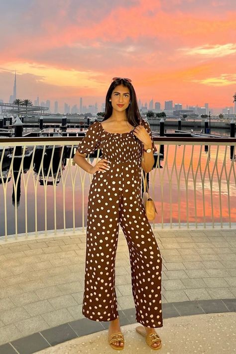 What to Wear in Dubai: Ultimate Packing Guide – Chic Central Dubai Dress Code, Dubai Clothes, Cruise Outfit Ideas, Dubai Cruise, What To Wear In Dubai, Modest Jewelry, Dresses In Dubai, Dubai Dress, Dubai Shopping