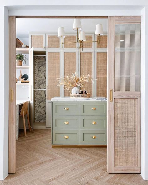 Fluted Glass Wardrobe, Green Accent Pillow, Glass Wardrobe, Rattan Doors, Rustic Laundry Rooms, Grey Bar Stools, Walking Closet, Green Lamp Shade, Southern House