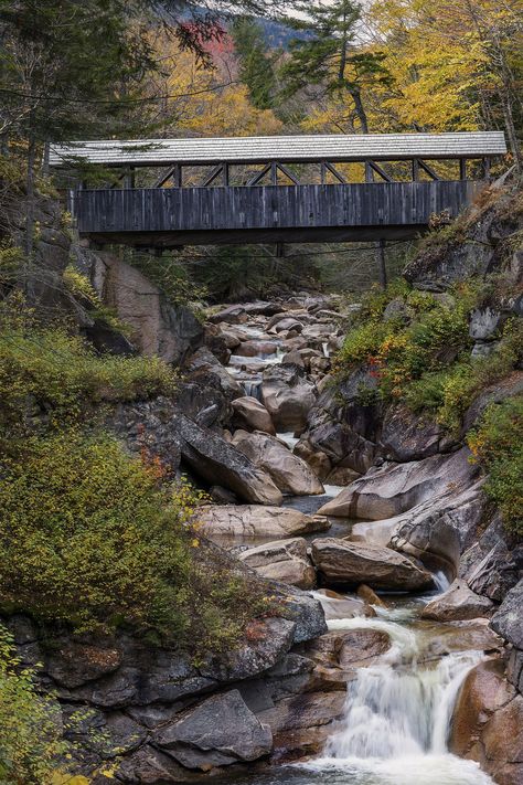 Franconia Notch, Old Bridges, Bridge Over Troubled Water, Wooden Bridge, Covered Bridge, Old Barns, Scenic Routes, A Bridge, Covered Bridges