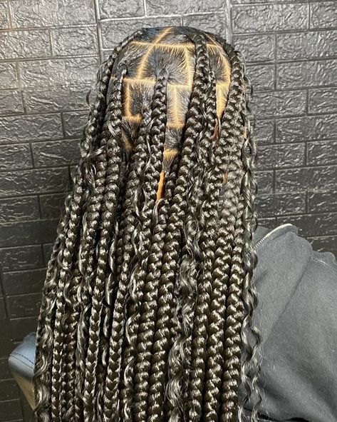 Large Boho Knotless Braids, Large Boho Knotless, Hair Braids Styles, Brown Box Braids, Cornrows With Beads, Large Knotless, Women Cornrows, Braiding Hair Colors, Nice Hairstyles