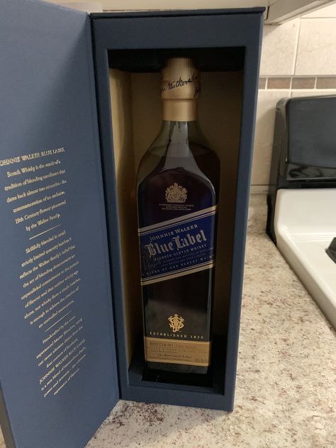 Royal Salute Fake Story, Blue Label Snapchat, Blue Label Snapchat Story, Whisky Snapchat Story, Fake Whiskey Snap, Ballentine Whisky Snap, Red Label Whiskey Snapchat, Wine Pub, Johnny Walker Blue Label