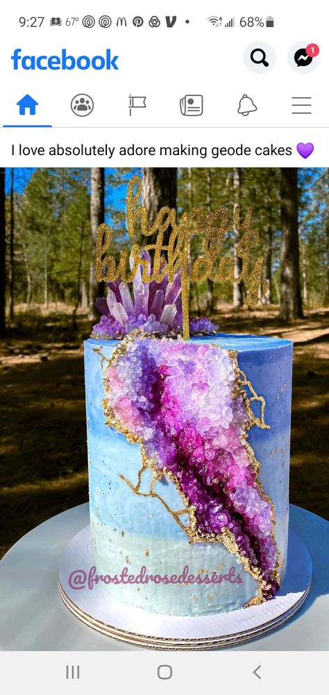 From frostedrosedesserts Amethyst Birthday Cake, Gem Stone Cake, Gem Cake Ideas, Geode Party Theme, Gem Birthday Cake, Crystal Theme Party, Geode Cake Birthday, Geode Birthday Party, Crystal Birthday Cake