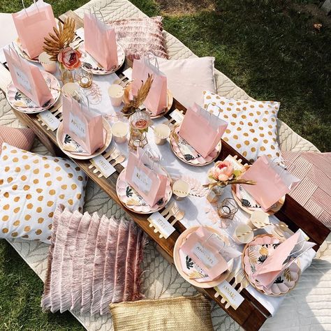 Pink + Gold luxe picnic | Luxe Picnics Low Picnic Table, Beach Picnic Table, Boho Beach Picnic, Boho Picnic Table, Picnic Party Decorations, Car Picnic, Foldable Picnic Table, Sleepover Tents, Backyard Dinner Party