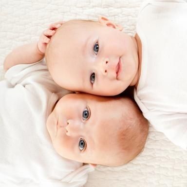 Twins Pictures, Twin Baby Photography, Cousin Pictures, Twin Pictures, Twin Photography, Newborn Photography Boy, Twin Photos, Baby Twins, Baby Boy Photography