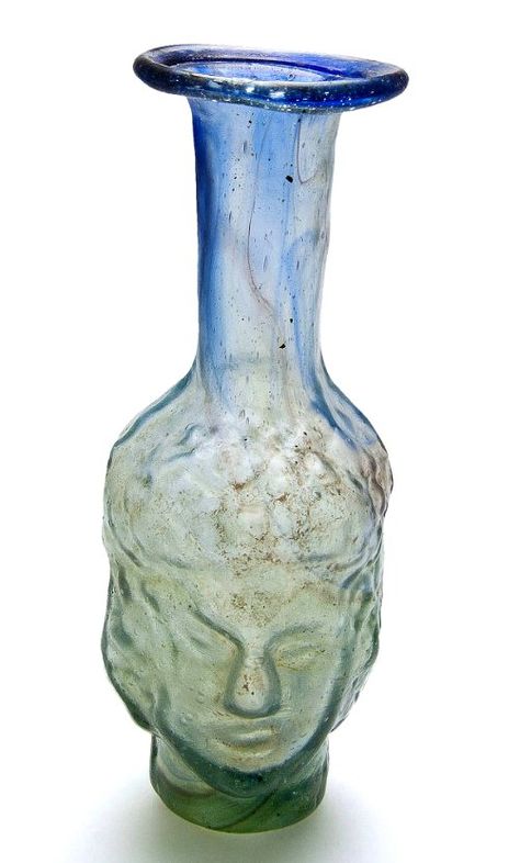 Roman Glass Head Flask, Circa 1st-2nd Century AD Roman Artifacts, Glass Head, Pompeii And Herculaneum, Antique Glass Bottles, Prehistoric Art, Roman History, Roman Art, Antique Glassware, Roman Glass