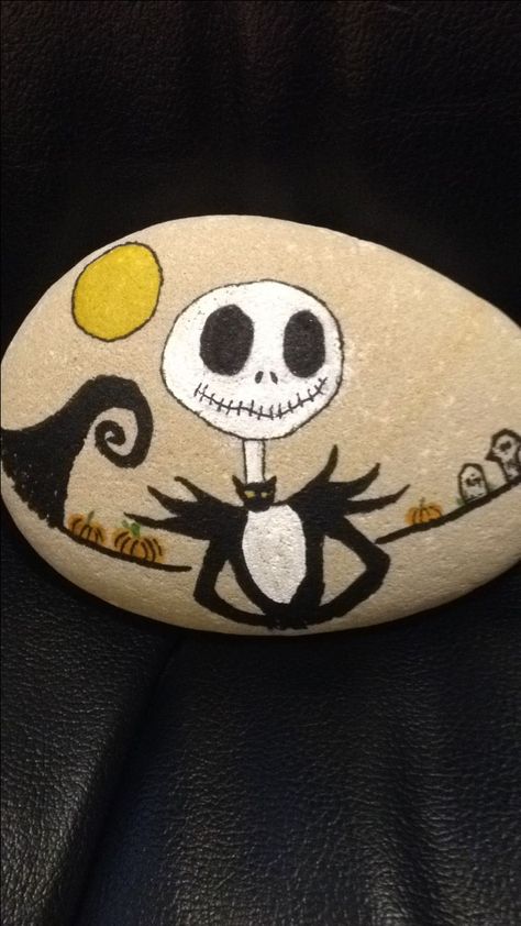 I painted this rock for my nephew who loves nightmare before Christmas. Rock Design Ideas, Halloween Painted Rocks, Halloween Crafts For Kids To Make, Halloween Rocks, Easy Halloween Crafts, Christmas Rock, Painted Rocks Diy, Rock Painting Ideas Easy, Rock Painting Patterns