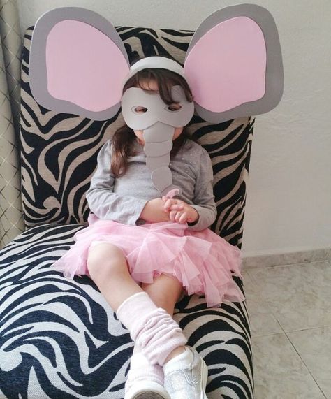 Elephant Ears Costume, Diy Elephant Ears, Karneval Diy, Elephant Costume, Diy Elephant, Purim Costumes, Elephant Costumes, Jungle Thema, Book Character Costumes