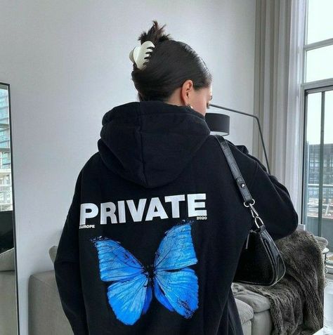 Butterfly Hoodie, Looks Country, 60 Degrees, Trendy Prints, The Butterfly, Y2k Aesthetic, A Butterfly, Hooded Sweater, Butterfly Print