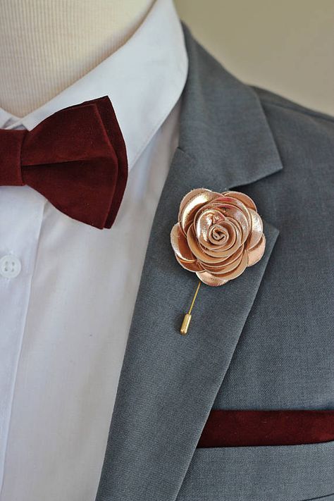 Wedding Style Men, Rose Gold Boutonniere, Gold Boutonniere, Rose Gold Suit, Wedding Ceremony Songs, Gold Suit, Leather Bow Tie, Flower Lapel, Rose Boutonniere