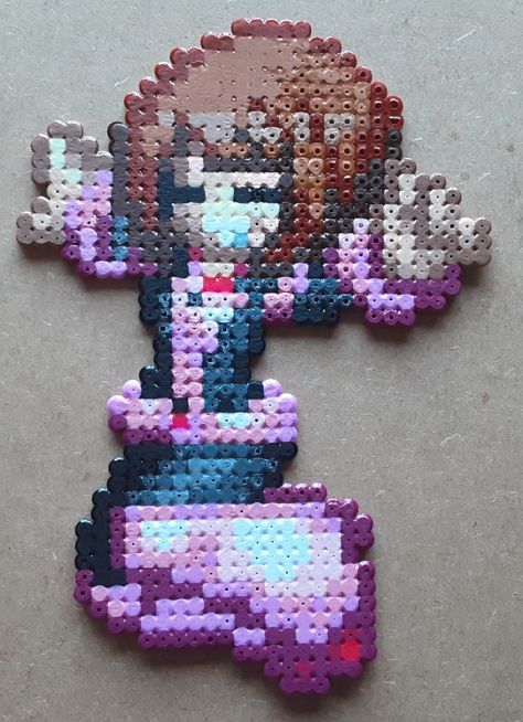 Original design by Wanderingstreet on DeviantArt. Perler Bead Patterns My Hero Academia, Mitsuri Perler Beads, Mha Perler Beads, Mha Crafts, Mha Pixel Art, Anime Perler Beads, Pixley Art, Anime Perler, Melty Bead Designs