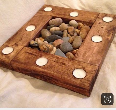 Diy Wood Candle Holder, Tea Light Holder Diy, Tealight Crafts, Woodworking Candle Holder, Rustic Candle Holders Diy, Diy Wood Candles, Tre Kunst, Stone Candle Holder, Wood Candle Holder