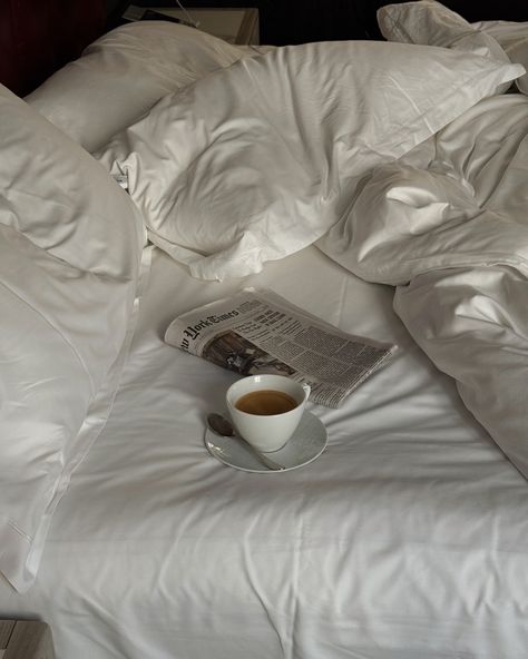 Lusting Upon Slow Morning Aesthetic, Mornings Aesthetic, Weekend Routine, Luxury Instagram, Slow Morning, Weekend Home, Weekend Mood, Dream Live, Corporate Chic