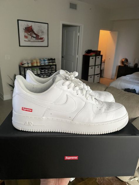 Nike Air Force 1 Low Supreme White, Nike Air Force 1 Supreme, Supreme Air Force 1, Air Force 1 White, Mansion Designs, Old Shoes, Nike Air Force Sneaker, Air Force 1, Sneaker Head