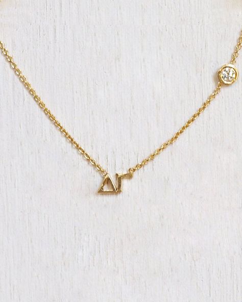 Delta Gamma Necklace Sigma Kappa Sorority, Delta Gamma Sorority, Sorority Necklaces, Sorority Merchandise, Sorority Jewelry, Alpha Sigma Tau, Big Little Gifts, Alpha Xi Delta, Alpha Xi