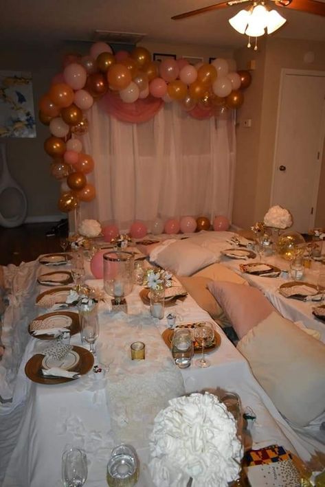 Basement Party Setup, Floor Table Seating Party, Bachelorette Decor, Birthday Decorations At Home, Sweet Sixteen Birthday Party Ideas, Wedding Planning Decor, Party Setup, Galentines Party, 31st Birthday