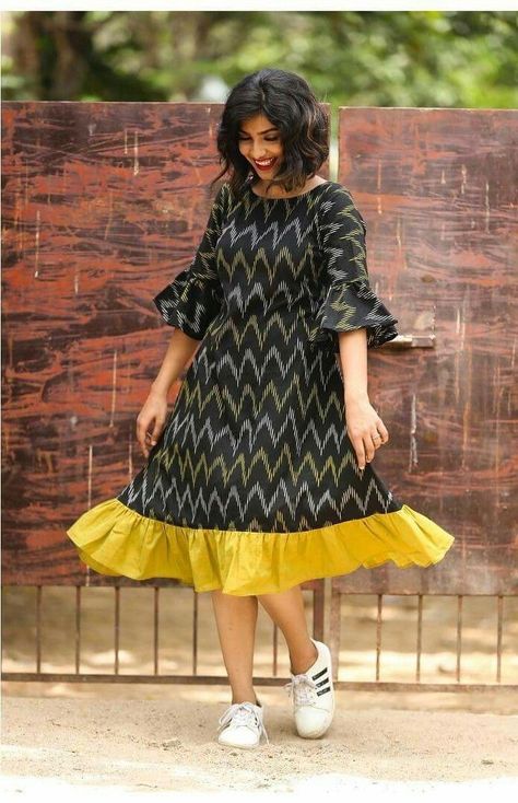 Black Ikkat Kurti Designs, Ikkat Dresses Designs, Kalamkari Dresses, Ikkat Dresses, Casual Frocks, Frock Fashion, Ikat Dress, Frock For Women, Long Kurti Designs