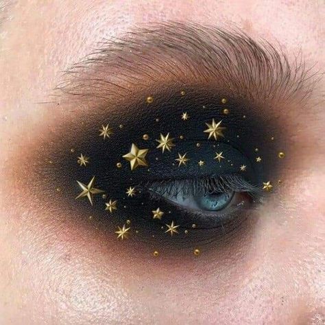 [°♡°] 𝑝𝑖𝑛𝑡𝑒𝑟𝑒𝑠𝑡: 𝑦𝑢𝑛𝑎𝑙𝑒𝑒𝑠 Editorial Make-up, Gold Eyeliner, Drag Make-up, Smink Inspiration, Beauty Make-up, Kesha, Eye Makeup Art, Make Up Looks, Editorial Makeup