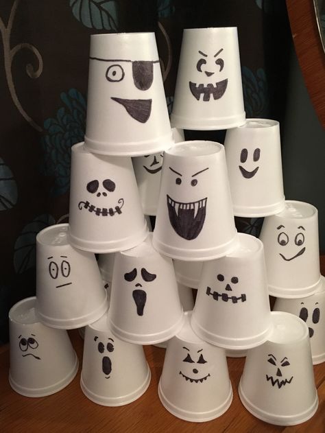 Diy Halloween Party Ideas, Halloween Party Ideas For Kids, Diy Halloween Party, Fun Halloween Party Games, Halloween Party Activities, Dekorasi Halloween, Party Ideas For Kids, Homemade Halloween Decorations, Halloween Party Ideas