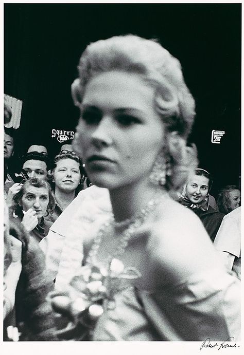 Robert Frank - Movie Premiere, Hollywood, 1956. ° Robert Frank Photography, Frank Movie, Edward Steichen, American Photography, Film Premiere, Walker Evans, Robert Frank, Henri Cartier Bresson, The Americans