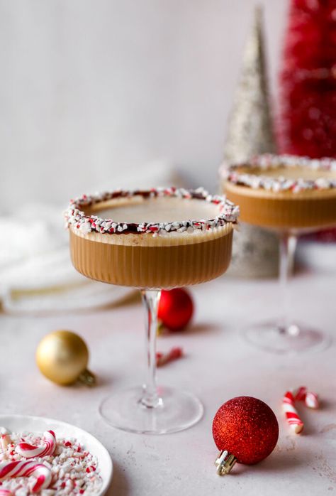 Espresso Martinis, Holiday Roasts, Godiva Chocolate, Chocolate Liqueur, Festive Cocktails, Boozy Drinks, Special Desserts, Peppermint Mocha, Winter Drinks