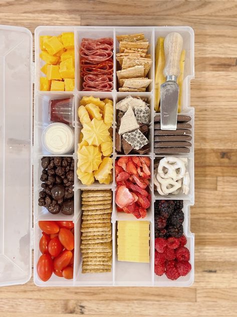 Charcuterie Board For Road Trip, Toolbox Charcuterie, Charcuterie Board Tackle Box Idea, Charcuterie Container Ideas, Car Charcuterie Board, Snackle Box Ideas For Boat, Adult Snackle Box Ideas, Road Trip Charcuterie, Charcuterie Tackle Box Ideas