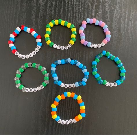 Dsmp Kandi Bracelets, Dsmp Inspired Bracelets, Dsmp Bracelet Ideas, Dsmp Bracelets, Camp Jewelry, Pulseras Kandi, Kandi Inspo, Pony Bead Bracelets, Candy Bracelet