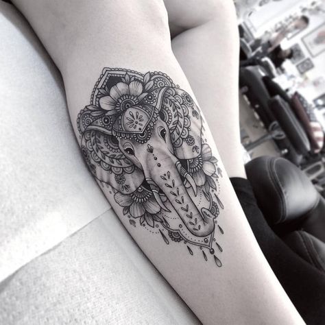 Geometric Tattoo Leg, Mandala Wrist Tattoo, Lower Arm Tattoos, Animal Tattoo Ideas, Finger Tattoo For Women, Boho Tattoos, Ganesha Tattoo, Tattoos For Women Half Sleeve, Hip Tattoos Women