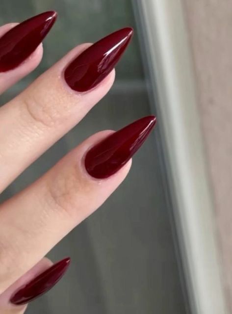 Dark Aethstetic Nails, Red Nails Shades, Cherry Red Stiletto Nails, Dark Red Nails Stiletto, Dark Red Acrylics, Different Shades Of Red Nails, Sharp Red Nails, Red Nails Stiletto, Stiletto Nails Red