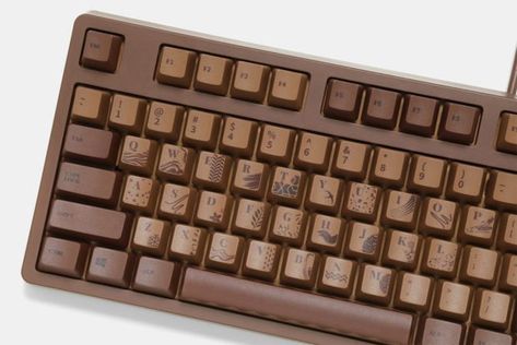 Chocolate Keyboard, Chocolate Cubes, Chocolate Cube, White Chocolate Recipes, Chocolate Covered Cherries, Love Chocolate, Cool Tech, Chocolate Recipes, Computer Keyboard