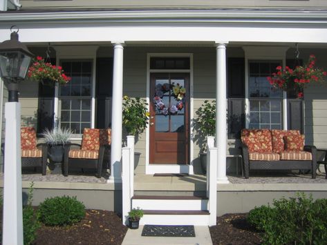 Front Porch Staging, Front Porch Design Ideas, Staged Home, Porch Design Ideas, Front Porch Design, Sell Your House Fast, Home Porch, House With Porch, Sell Your Home