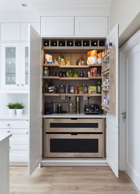 Great built-in pantry.  #pantry #organization #design homechanneltv.com Organiser Cucina, Clever Kitchen Storage, Pantry Cupboard, Diy Kitchen Renovation, Kitchen Pantry Design, Kitchen Pantry Cabinets, New Kitchen Cabinets, Diy Kitchen Storage, Pantry Design