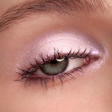 M·A·C Cosmetics on Instagram: “We don't mean to brag but...our shades – and their names – are seriously iconic 🙌. To wit: this icy lilac Eye Shadow in #HUMBLEBRAG. Which…” Lilac Eye, Lilac Eyeshadow, Maquillage On Fleek, Glam Wedding Makeup, High Fashion Makeup, Magical Makeup, Simple Makeup Looks, Light Lavender, Cool Undertones