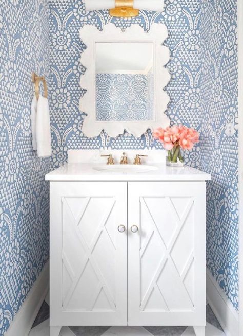 Thibaut Wallpaper Bathroom, Wallpaper Powder Room, Small Bathroom Wallpaper, Thibaut Wallpaper, Sandberg Wallpaper, Wallpaper Interior, Interior Wallpaper, Coastal Bathrooms, Powder Bath