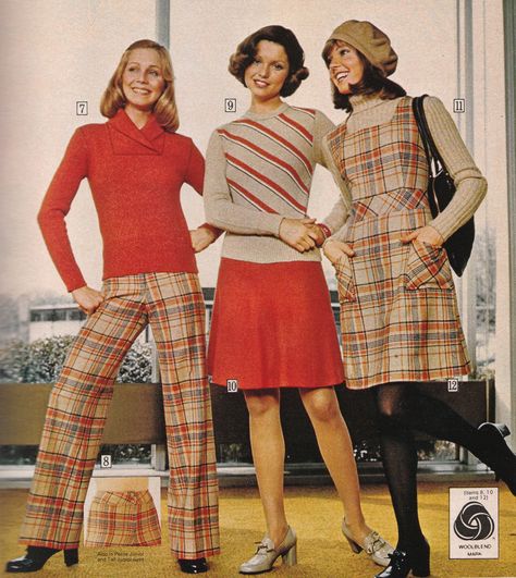 1974 fashion 70s Fall Fashion, 1974 Fashion, Vestidos Retro, Fashion 1970s, 60s 70s Fashion, 60s And 70s Fashion, 70s Women, Seventies Fashion, 70’s Fashion