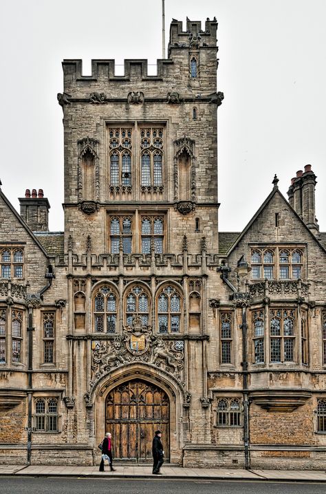 1886-9 : Thomas Graham Jackson Dark Academia Building Exterior, Dark Academia Architecture Exterior, College Exterior, Gothic Architecture Interior, British Architecture, Oxford England, Fantasy Castle, England And Scotland, Dream City