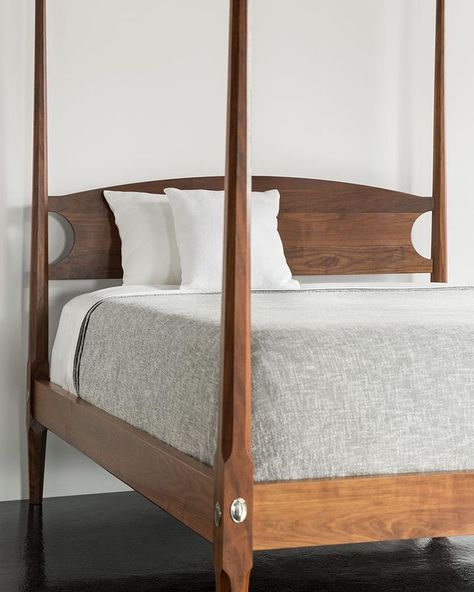 Thos. Moser on Instagram: “Crafted after the simple design of the modular English Field Bed made popular by British officers who transported the beds via camel to…” Pencil Post Bed, Beds Canopy, Brimnes Bed, Wooden Bed Frame Rustic, Post Bed, Frames Ideas, Pine Beds, Wooden Beds, Wooden Sofa Set Designs