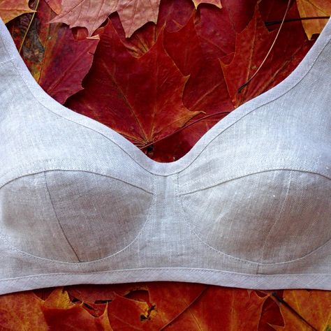 Linen Bra Pattern, Diy Bra Pattern, Linen Bra, Vintage Bathing Suit Patterns, Plus Size Bralette, Handmade Bra, Godet Dress, Fashion Design Classes, Bra Sewing Pattern