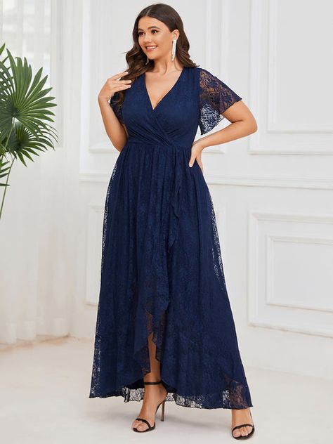 6 Tips for Planning a Winter Wedding 2020 - Ever-Pretty US Simple Evening Dress, Mother Dress, Lace Evening Dress, A Line Evening Dress, Lace Party Dresses, Evening Dresses Plus Size, Ever Pretty, Mothers Dresses, Lace Evening Dresses