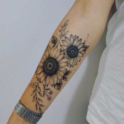 Sunflower Foot Tattoos, Sunflower Tattoo Sleeve, Ring Finger Tattoos, Shape Tattoo, Muster Tattoos, Cat Tattoos, Sunflower Tattoos, Tiny Tattoo, Sunflower Tattoo Design